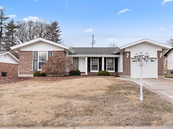 2nd image of 4429 Papal Dr