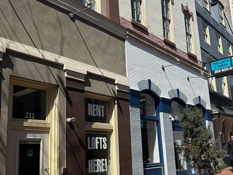 The Lofts at 2nd and LOMA — Photo 2