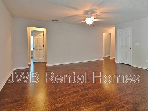 5th image of 5465 Village Pond Ct