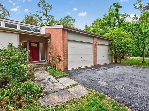2nd image of 9404 Woodington Dr