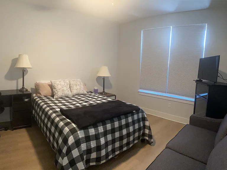 105 Duke St #6 — Photo 12