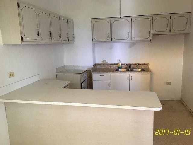 2nd image of 326 Calle Nebraska