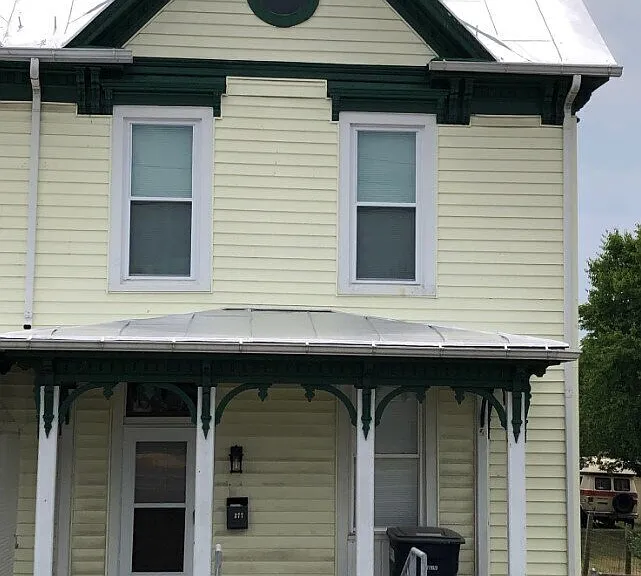 377 W Market St — Photo 14