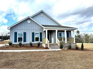 18400 Spring Hill Dr, Saucier, MS 39574