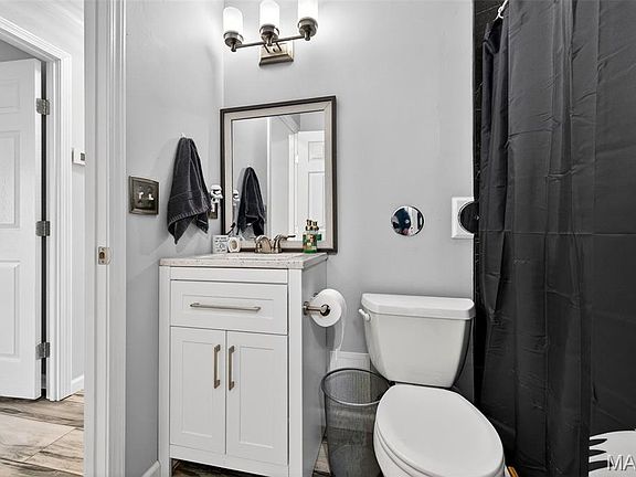 5th image of 4360 Humber Cir