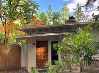 3120 Whitten Dr, Eugene, OR 97405