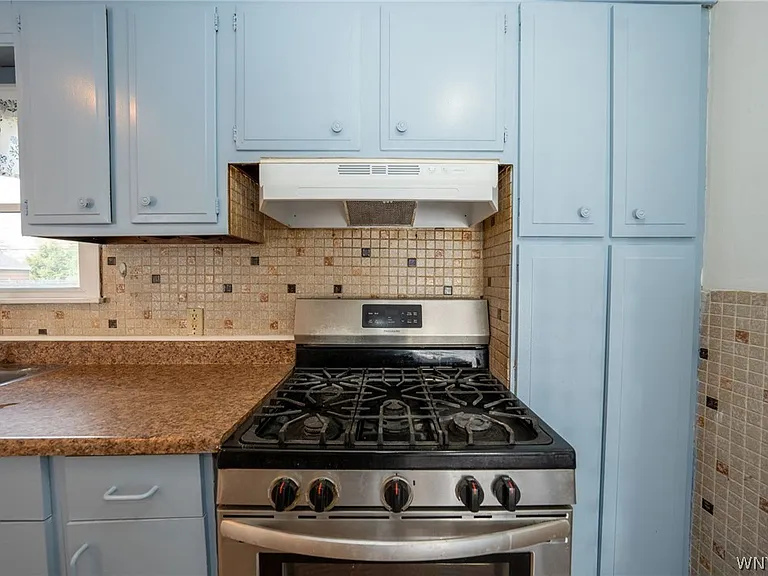 368 Grover Cleveland Hwy — Photo 15