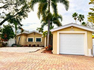 14016 W Parsley Dr, Madeira Beach, FL 33708