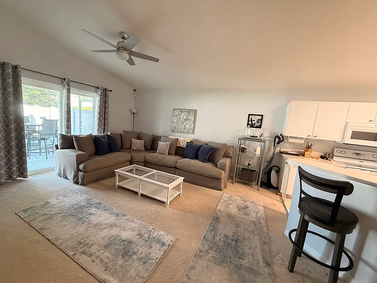 687 Collier Lake Cir — Photo 6