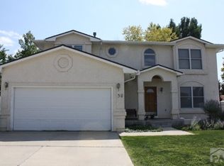 32 Bellita Dr, Pueblo, CO 81001