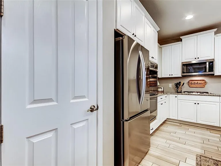 12303 Corkfield Ln — Photo 25