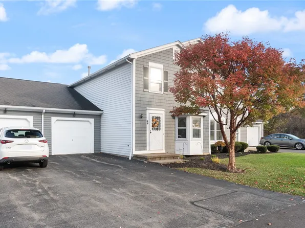 46 Hanna Ln, Webster, NY 14580