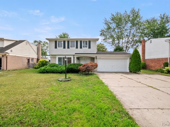 17199 W Thirteen Mile Rd, Southfield, MI 48076