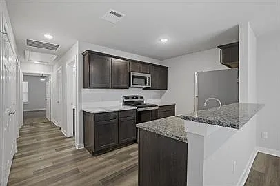 324/326 West Munson St; Denison 75020: - 324 — Photo 2