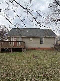 2nd image of 214 Bonnie Dr