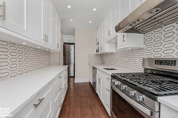 3616 Henry Hudson Parkway #7AS