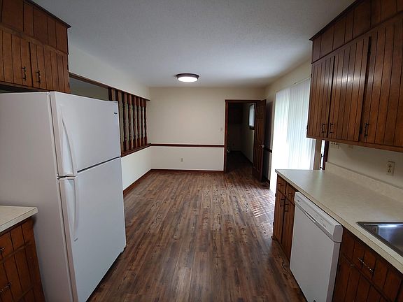 Looking toward dining area and laundry room
