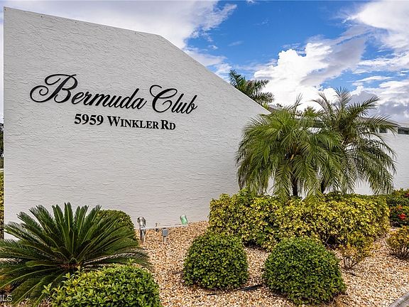 4th image of 5959 Winkler Rd APT 218