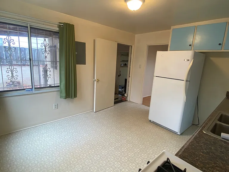 1640 Columbia Dr SE — Photo 13