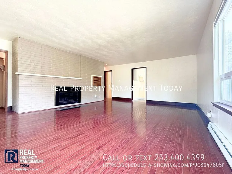 338 Regents Blvd #UPPER — Photo 3