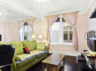 521 41st St APT 5A, Brooklyn, NY 11232