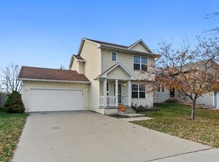 2626 Whispering Ridge Dr, Des Moines, IA 50320