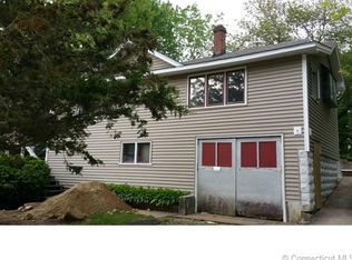 152 Pembroke Ave, Waterbury, CT 06704