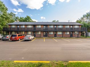 10612 Grand River Ave #9, Brighton, MI 48116