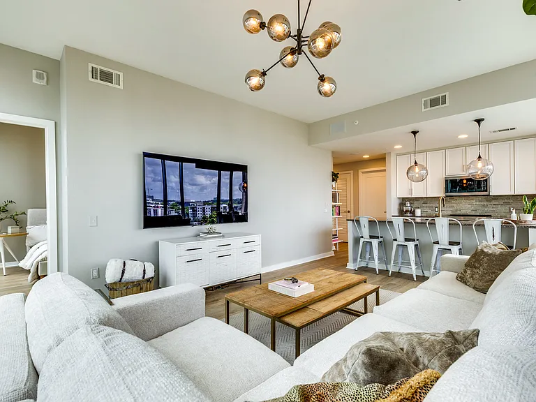 1212 Laurel St #815 — Photo 14