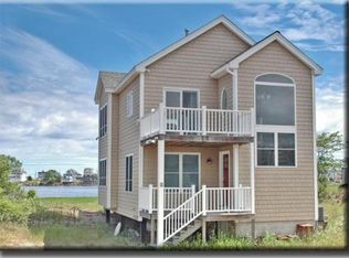 8 Johnson Rd, Newbury, MA 01951