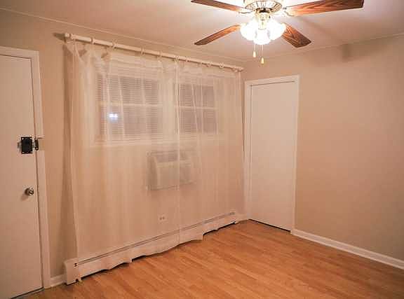 3rd image of 38 King Arthur Ct APT 8