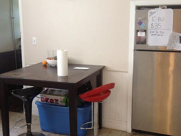 5th image of 42 Beech Glen St