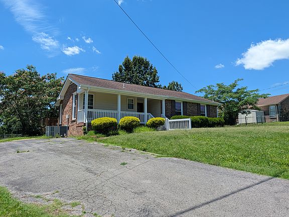 3rd image of 102 Post Oak Rd