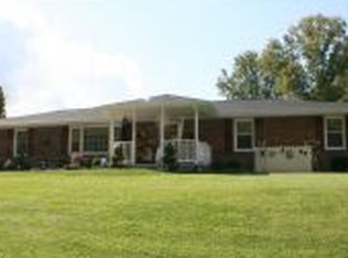 400 Meadow Ln, Kingsport, TN 37663