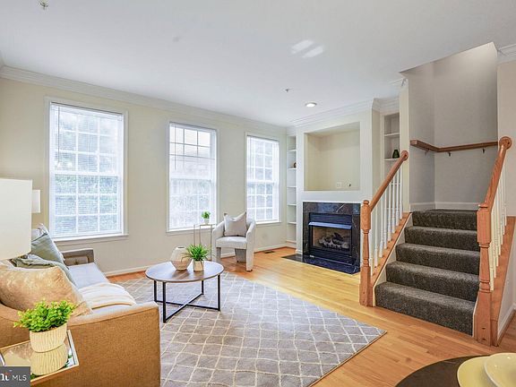 5th image of 2354 Langston Blvd
