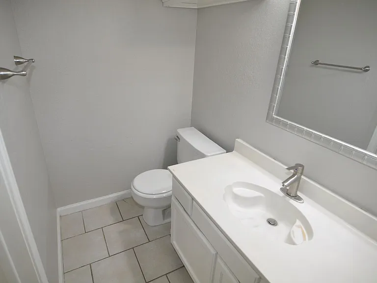 2612 San Sabastian Cir — Photo 10