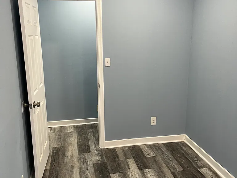 5033 Larchwood Ave — Photo 16