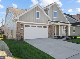 121 Nandina Pl, Lake Frederick, VA 22630