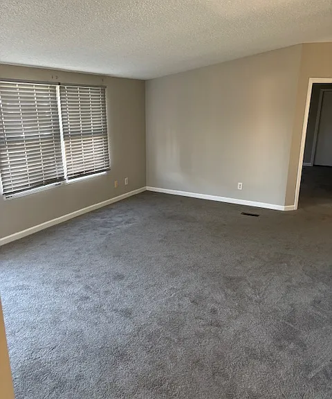 112 Downey Rd — Photo 20