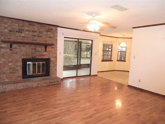 2nd image of 516 Briarwood Dr