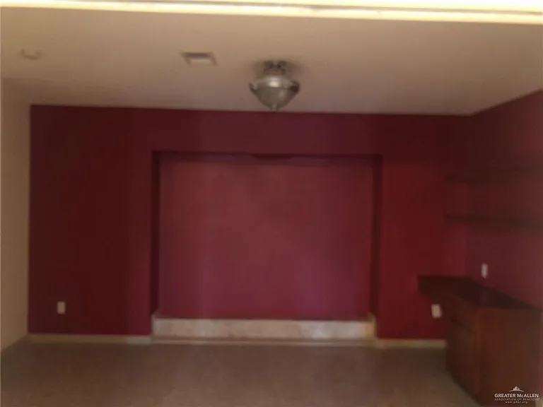 400 W Jackson Ave — Photo 5