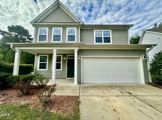 122 Tweedbank Ct, Fuquay Varina, NC 27526