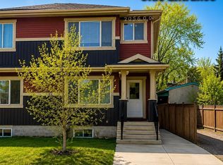 12714 117th St NW #2, Edmonton, AB T5E5J5