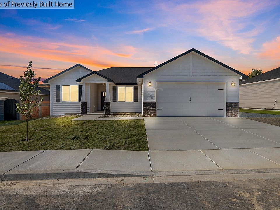 1st image of 3026 S Belfair