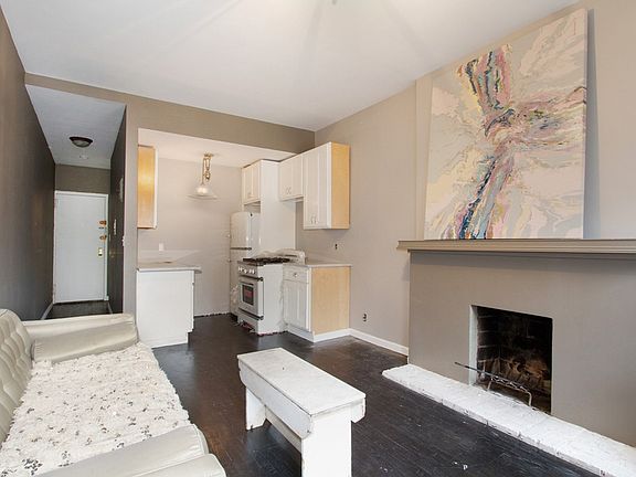 3rd image of 345 W 21st St APT 5D