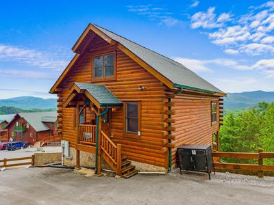 3105 Lakeview Lodge Dr, Sevierville, TN, 37862