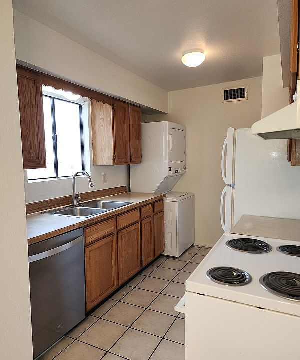 Kitchen facing north