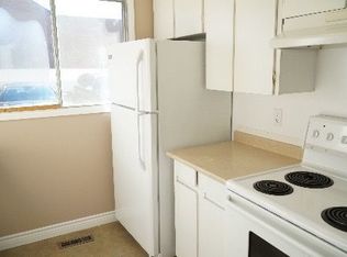 5813 Riverbend Rd NW #5813, Edmonton, AB T6H 5A8