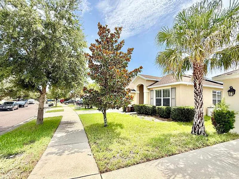 8222 Willow Beach Dr — Photo 4