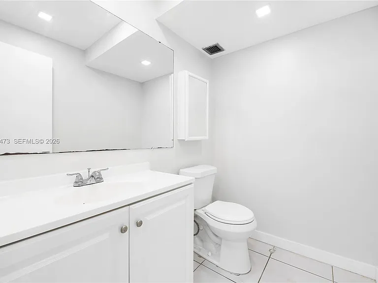 16710 NE 9th Ave #307 — Photo 9